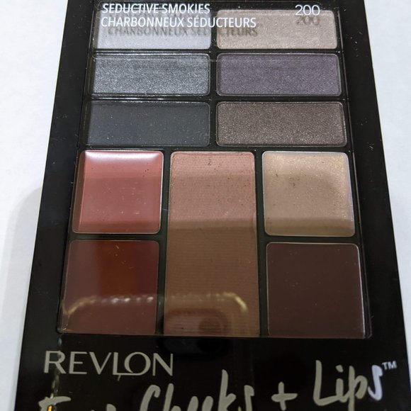 Revlon Eyes, Cheeks & Lips Palette - Picture 2 of 3